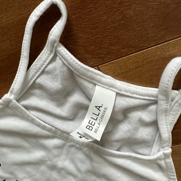 ⭐️3/$20 Rodan & Fields tank bundle NWOT - Picture 6 of 6